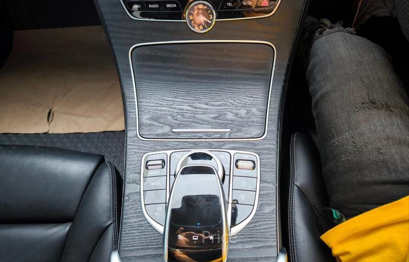 ขายรถเก๋งมือสอง-mercedes-benz-เมอร์เซเดสเบนซ์-c350-ซีสามห้าศูนย์-รถปี2019-รหัส85785-d65d5b1b.jpg ขายรถเก๋งมือสอง-mercedes-benz-เมอร์เซเดสเบนซ์-c350-ซีสามห้าศูนย์-รถปี2019-รหัส85785-d65d5b1b.jpg