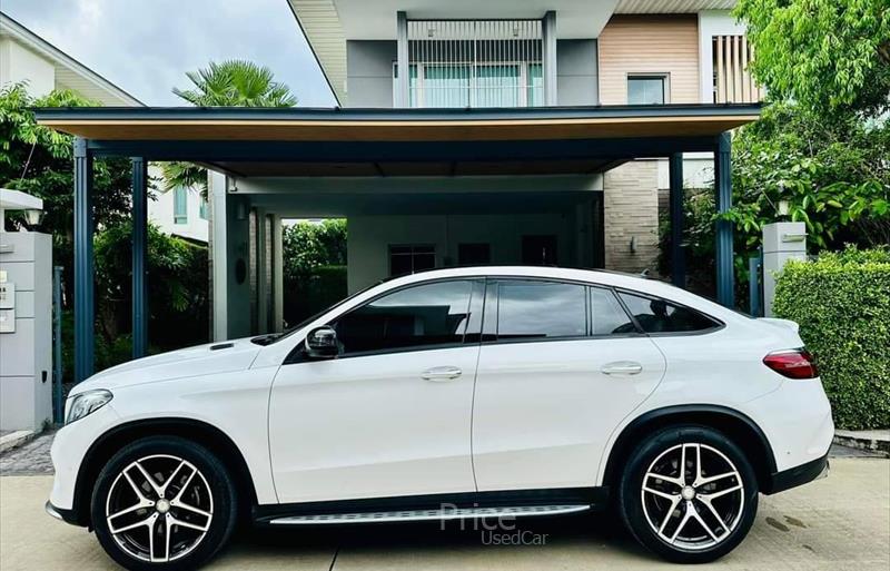 ขายรถเก๋งมือสอง-mercedes-benz-เมอร์เซเดสเบนซ์-gle350-รถปี2017-รหัส85789-c926c8d5.jpg ขายรถเก๋งมือสอง-mercedes-benz-เมอร์เซเดสเบนซ์-gle350-รถปี2017-รหัส85789-c926c8d5.jpg