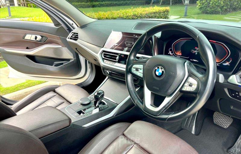 ขายรถเก๋งมือสอง-bmw-บีเอ็มดับบลิว-320i-สามสองศูนย์ไอ-รถปี2022-รหัส85790-1d7984fa.jpg ขายรถเก๋งมือสอง-bmw-บีเอ็มดับบลิว-320i-สามสองศูนย์ไอ-รถปี2022-รหัส85790-1d7984fa.jpg