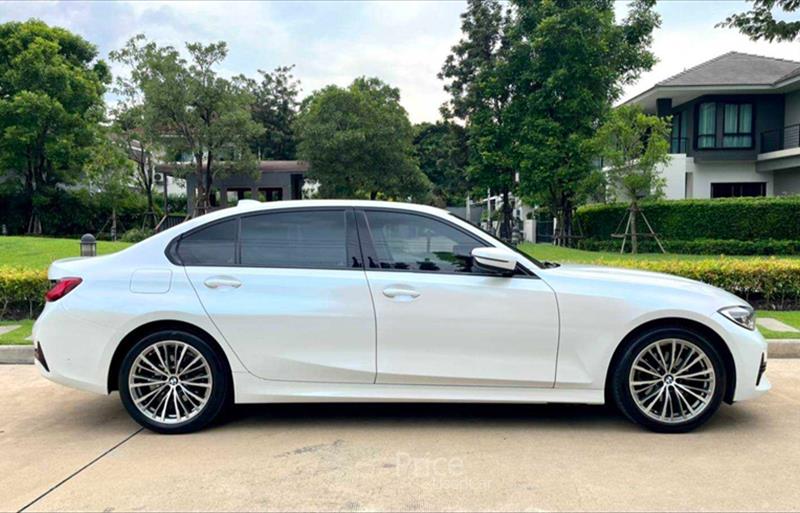 ขายรถเก๋งมือสอง-bmw-บีเอ็มดับบลิว-320i-สามสองศูนย์ไอ-รถปี2022-รหัส85790-6771bd9f.jpg ขายรถเก๋งมือสอง-bmw-บีเอ็มดับบลิว-320i-สามสองศูนย์ไอ-รถปี2022-รหัส85790-6771bd9f.jpg