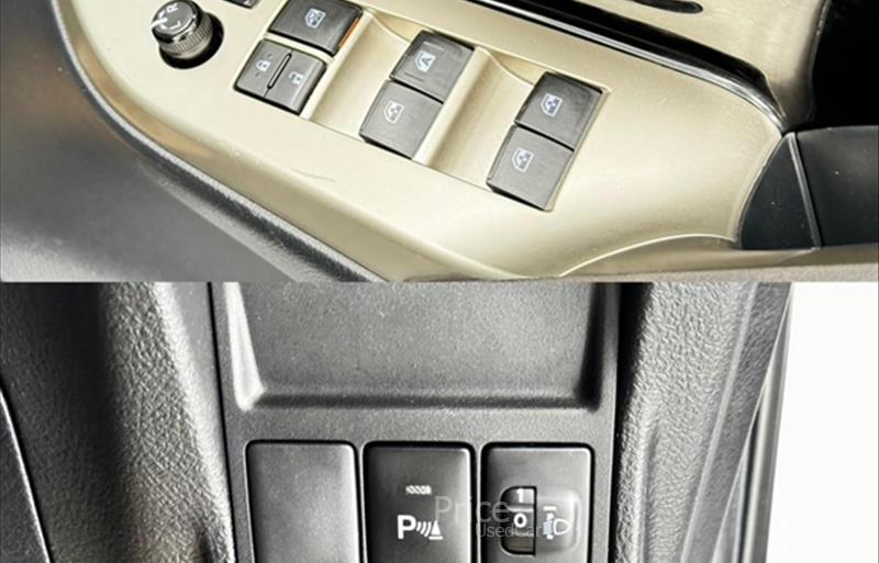 ขายรถตู้มือสอง-toyota-โตโยต้า-innova-อินโนวา-รถปี2017-รหัส85826-badd6b89.jpg ขายรถตู้มือสอง-toyota-โตโยต้า-innova-อินโนวา-รถปี2017-รหัส85826-badd6b89.jpg