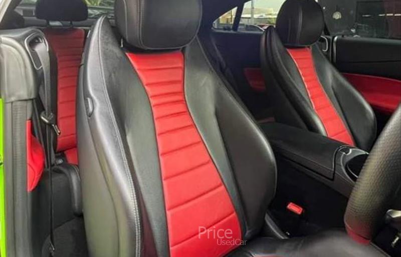 ขายรถเก๋งมือสอง-mercedes-benz-เมอร์เซเดสเบนซ์-e200-อีสองศูนย์ศูนย์-รถปี2021-รหัส85835-8ead8722.jpg ขายรถเก๋งมือสอง-mercedes-benz-เมอร์เซเดสเบนซ์-e200-อีสองศูนย์ศูนย์-รถปี2021-รหัส85835-8ead8722.jpg
