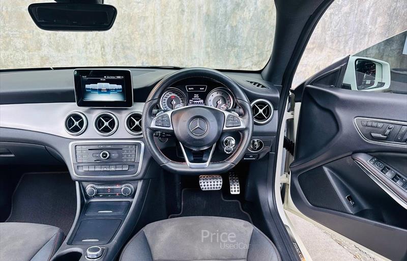 ขายรถเก๋งมือสอง-mercedes-benz-เมอร์เซเดสเบนซ์-cla250-amg-ซีแอลเอสองห้าศูนย์-เอเอ็มจี-รถปี2015-รหัส85846-e7c3a90b.jpg ขายรถเก๋งมือสอง-mercedes-benz-เมอร์เซเดสเบนซ์-cla250-amg-ซีแอลเอสองห้าศูนย์-เอเอ็มจี-รถปี2015-รหัส85846-e7c3a90b.jpg