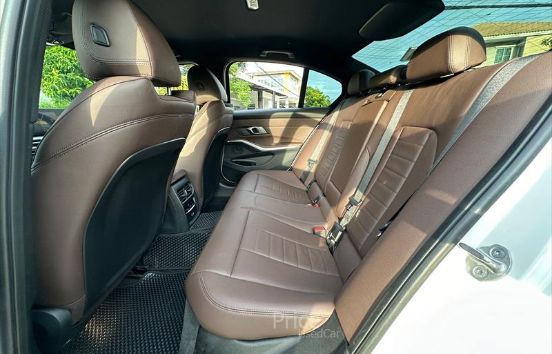 ขายรถเก๋งมือสอง-bmw-บีเอ็มดับบลิว-320d-สามสองศูนย์ดี-รถปี2024-รหัส85855-b791e495.jpg ขายรถเก๋งมือสอง-bmw-บีเอ็มดับบลิว-320d-สามสองศูนย์ดี-รถปี2024-รหัส85855-b791e495.jpg