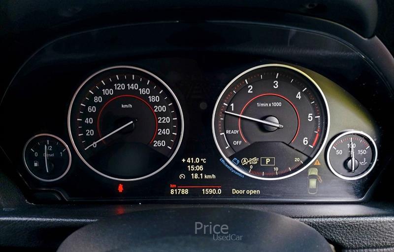 ขายรถเก๋งมือสอง-bmw-บีเอ็มดับบลิว-320d-สามสองศูนย์ดี-รถปี2015-รหัส85886-f640fdd6.jpg ขายรถเก๋งมือสอง-bmw-บีเอ็มดับบลิว-320d-สามสองศูนย์ดี-รถปี2015-รหัส85886-f640fdd6.jpg