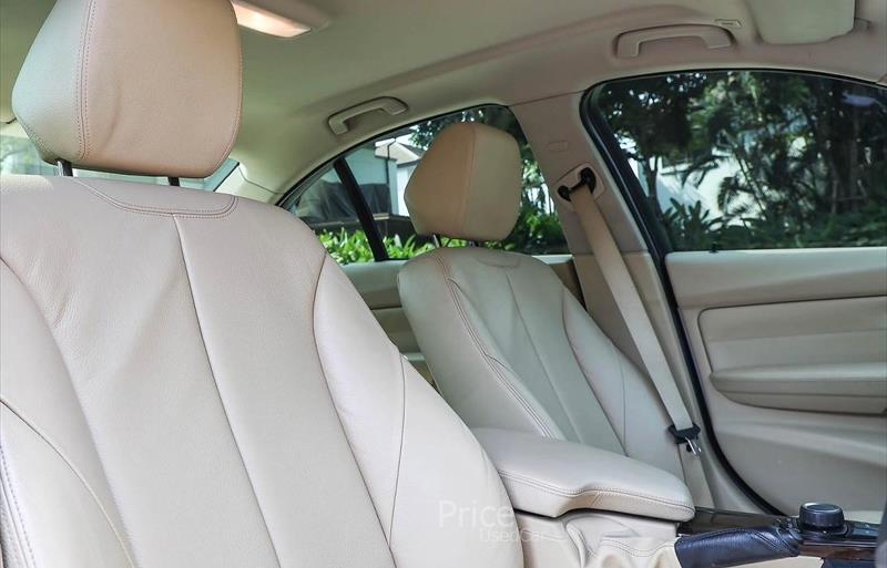 ขายรถเก๋งมือสอง-bmw-บีเอ็มดับบลิว-320i-สามสองศูนย์ไอ-รถปี2013-รหัส85894-0e4960f9.jpg ขายรถเก๋งมือสอง-bmw-บีเอ็มดับบลิว-320i-สามสองศูนย์ไอ-รถปี2013-รหัส85894-0e4960f9.jpg
