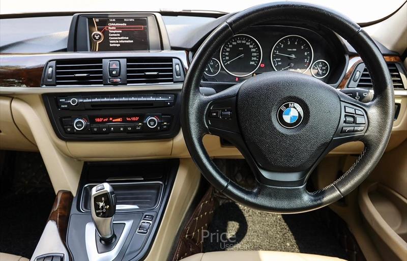 ขายรถเก๋งมือสอง-bmw-บีเอ็มดับบลิว-320i-สามสองศูนย์ไอ-รถปี2013-รหัส85894-cdbb7bfd.jpg ขายรถเก๋งมือสอง-bmw-บีเอ็มดับบลิว-320i-สามสองศูนย์ไอ-รถปี2013-รหัส85894-cdbb7bfd.jpg