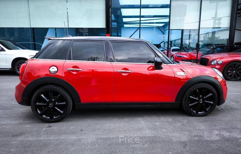 ขายรถเก๋งมือสอง-mini-มินิ-cooper-คูเปอร์-รถปี2016-รหัส85902-107f28e9.jpg ขายรถเก๋งมือสอง-mini-มินิ-cooper-คูเปอร์-รถปี2016-รหัส85902-107f28e9.jpg