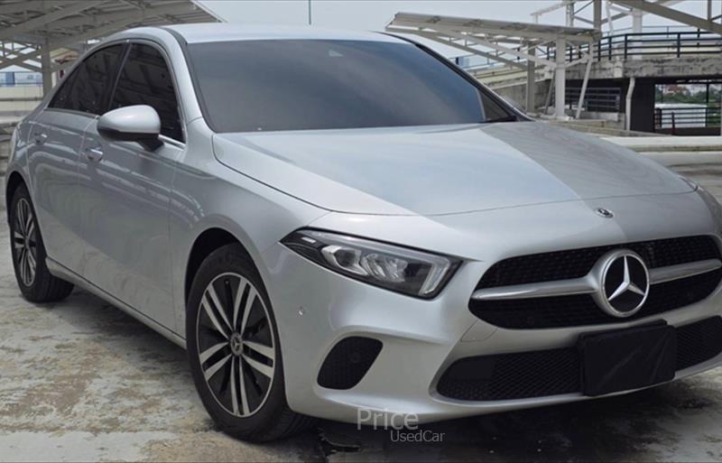 ขายรถเก๋งมือสอง-mercedes-benz-เมอร์เซเดสเบนซ์-a200-รถปี2022-รหัส85907-cb20e172.jpg ขายรถเก๋งมือสอง-mercedes-benz-เมอร์เซเดสเบนซ์-a200-รถปี2022-รหัส85907-cb20e172.jpg