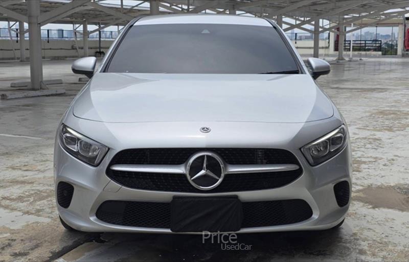 ขายรถเก๋งมือสอง-mercedes-benz-เมอร์เซเดสเบนซ์-a200-รถปี2022-รหัส85907-dff3d9e9.jpg ขายรถเก๋งมือสอง-mercedes-benz-เมอร์เซเดสเบนซ์-a200-รถปี2022-รหัส85907-dff3d9e9.jpg