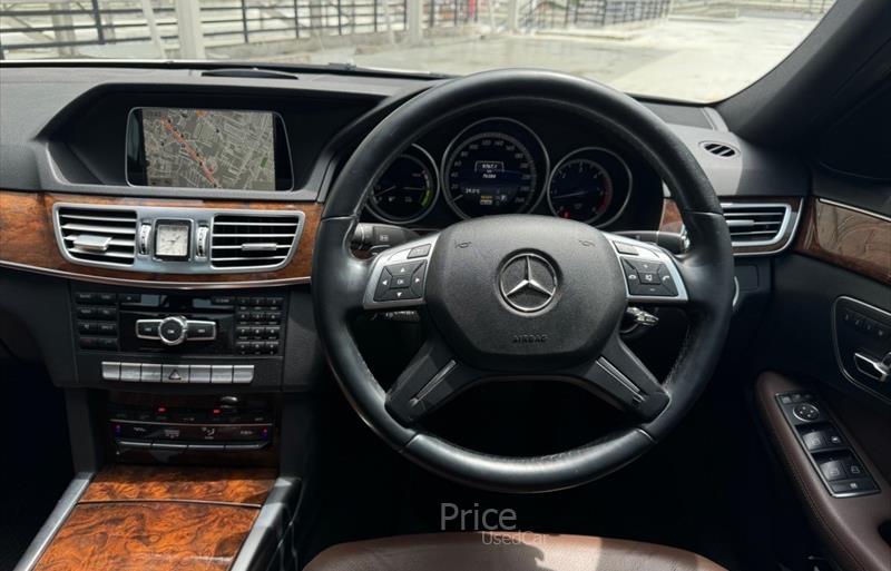 ขายรถเก๋งมือสอง-mercedes-benz-เมอร์เซเดสเบนซ์-e300-อีสามศูนย์ศูนย์-รถปี2014-รหัส85974-11a10c3c.jpg ขายรถเก๋งมือสอง-mercedes-benz-เมอร์เซเดสเบนซ์-e300-อีสามศูนย์ศูนย์-รถปี2014-รหัส85974-11a10c3c.jpg