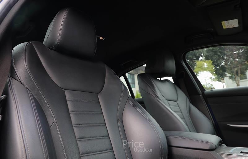 ขายรถเก๋งมือสอง-bmw-บีเอ็มดับบลิว-330i-รถปี2018-รหัส85977-2b96954c.jpg ขายรถเก๋งมือสอง-bmw-บีเอ็มดับบลิว-330i-รถปี2018-รหัส85977-2b96954c.jpg