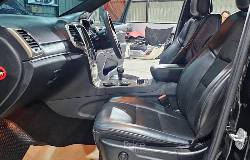 ขายรถ-suv-มือสอง-jeep-จี๊ป-grand-cherokee-รถปี2015-รหัส86003-440f31c2.jpg ขายรถ-suv-มือสอง-jeep-จี๊ป-grand-cherokee-รถปี2015-รหัส86003-440f31c2.jpg