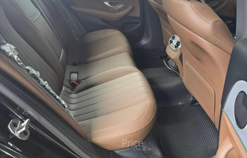 ขายรถเก๋งมือสอง-mercedes-benz-เมอร์เซเดสเบนซ์-e300-อีสามศูนย์ศูนย์-รถปี2021-รหัส86008-176ccb08.jpg ขายรถเก๋งมือสอง-mercedes-benz-เมอร์เซเดสเบนซ์-e300-อีสามศูนย์ศูนย์-รถปี2021-รหัส86008-176ccb08.jpg