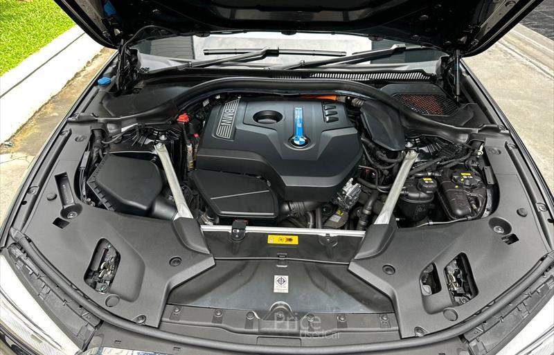 ขายรถเก๋งมือสอง-bmw-บีเอ็มดับบลิว-530i-รถปี2018-รหัส86009-341643ee.jpg ขายรถเก๋งมือสอง-bmw-บีเอ็มดับบลิว-530i-รถปี2018-รหัส86009-341643ee.jpg