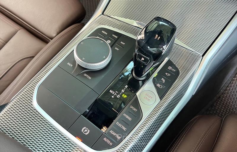 ขายรถเก๋งมือสอง-bmw-บีเอ็มดับบลิว-330e-รถปี2020-รหัส86034-629cbbab.jpg ขายรถเก๋งมือสอง-bmw-บีเอ็มดับบลิว-330e-รถปี2020-รหัส86034-629cbbab.jpg