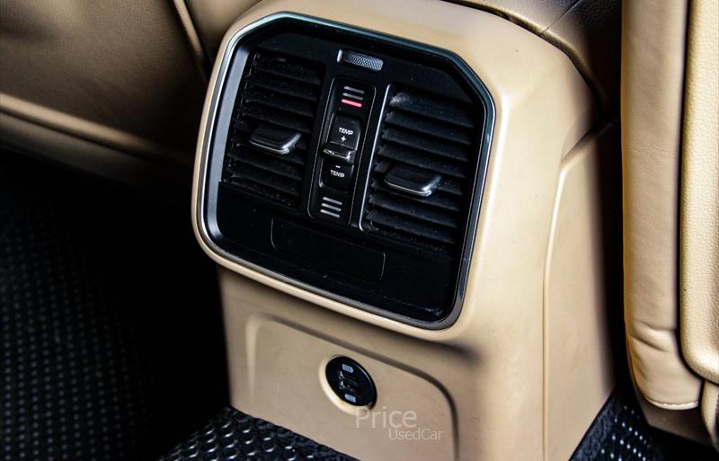 ขายรถเก๋งมือสอง-porsche-ปอร์เช่-macan-รถปี2017-รหัส86048-cd33c2dc.jpg ขายรถเก๋งมือสอง-porsche-ปอร์เช่-macan-รถปี2017-รหัส86048-cd33c2dc.jpg