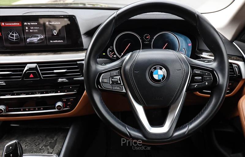 ขายรถเก๋งมือสอง-bmw-บีเอ็มดับบลิว-520d-ห้าสองศูนย์ดี-รถปี2017-รหัส86078-c094643e.jpg ขายรถเก๋งมือสอง-bmw-บีเอ็มดับบลิว-520d-ห้าสองศูนย์ดี-รถปี2017-รหัส86078-c094643e.jpg