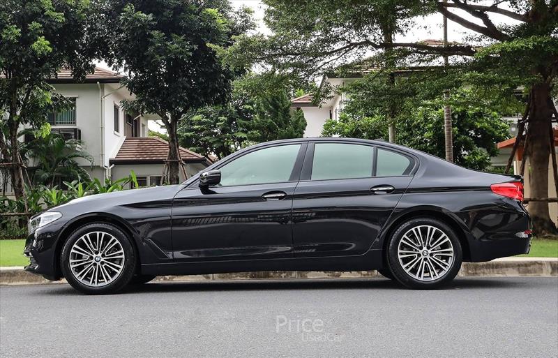 ขายรถเก๋งมือสอง-bmw-บีเอ็มดับบลิว-520d-ห้าสองศูนย์ดี-รถปี2017-รหัส86078-d7750c82.jpg ขายรถเก๋งมือสอง-bmw-บีเอ็มดับบลิว-520d-ห้าสองศูนย์ดี-รถปี2017-รหัส86078-d7750c82.jpg