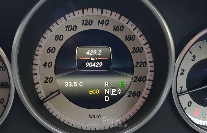 ขายรถเก๋งมือสอง-mercedes-benz-เมอร์เซเดสเบนซ์-รถปี2015-รหัส86093-d5405ea8.jpg ขายรถเก๋งมือสอง-mercedes-benz-เมอร์เซเดสเบนซ์-รถปี2015-รหัส86093-d5405ea8.jpg