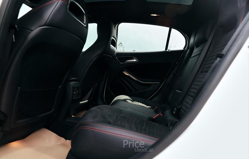 ขายรถเก๋งมือสอง-mercedes-benz-เมอร์เซเดสเบนซ์-รถปี2019-รหัส86096-2f8b75c3.jpg ขายรถเก๋งมือสอง-mercedes-benz-เมอร์เซเดสเบนซ์-รถปี2019-รหัส86096-2f8b75c3.jpg