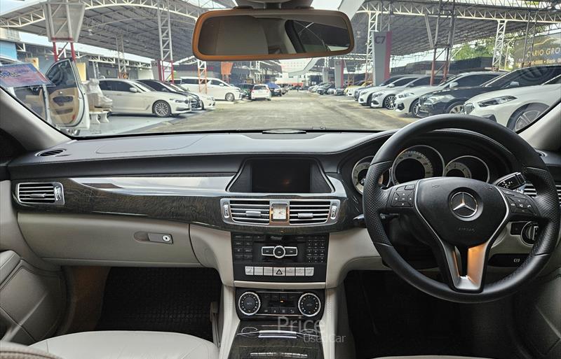 ขายรถเก๋งมือสอง-mercedes-benz-เมอร์เซเดสเบนซ์-รถปี2012-รหัส86174-5e173859.jpg ขายรถเก๋งมือสอง-mercedes-benz-เมอร์เซเดสเบนซ์-รถปี2012-รหัส86174-5e173859.jpg