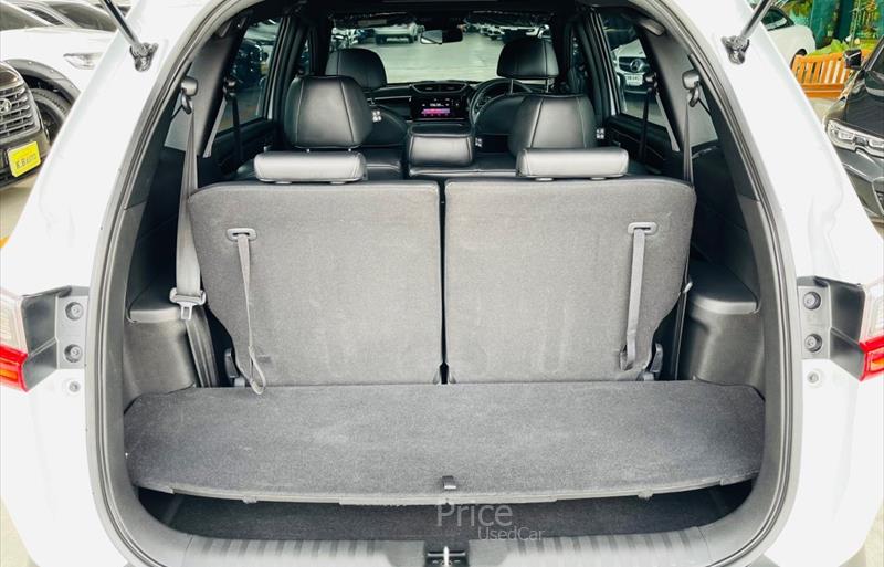 ขายรถ-suv-มือสอง-honda-ฮอนด้า-รถปี2022-รหัส86195-010e0202.jpg ขายรถ-suv-มือสอง-honda-ฮอนด้า-รถปี2022-รหัส86195-010e0202.jpg