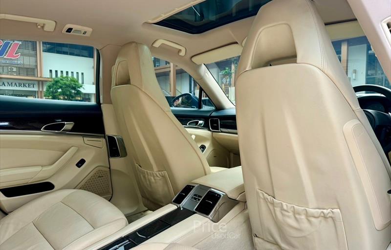 ขายรถเก๋งมือสอง-porsche-ปอร์เช่-รถปี2010-รหัส86199-8dc76737.jpg ขายรถเก๋งมือสอง-porsche-ปอร์เช่-รถปี2010-รหัส86199-8dc76737.jpg