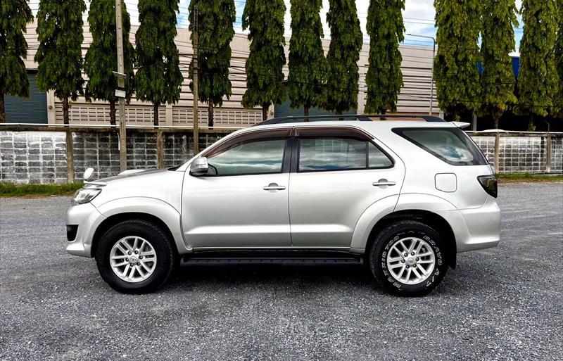 ขายรถ-suv-มือสอง-toyota-โตโยต้า-รถปี2013-รหัส86217-c5d95537.jpg ขายรถ-suv-มือสอง-toyota-โตโยต้า-รถปี2013-รหัส86217-c5d95537.jpg