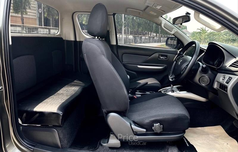 ขายรถกระบะมือสอง-mitsubishi-มิตซูบิชิ-รถปี2015-รหัส86218-32df5682.jpg ขายรถกระบะมือสอง-mitsubishi-มิตซูบิชิ-รถปี2015-รหัส86218-32df5682.jpg