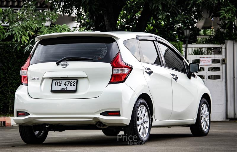 ขายรถเก๋งมือสอง-nissan-นิสสัน-รถปี2017-รหัส86270-aedfdca8.jpg ขายรถเก๋งมือสอง-nissan-นิสสัน-รถปี2017-รหัส86270-aedfdca8.jpg