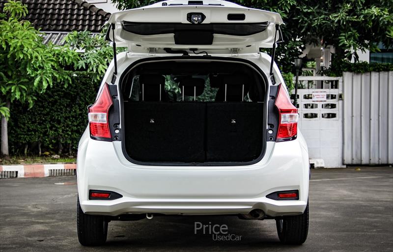 ขายรถเก๋งมือสอง-nissan-นิสสัน-รถปี2017-รหัส86270-f0fd172d.jpg ขายรถเก๋งมือสอง-nissan-นิสสัน-รถปี2017-รหัส86270-f0fd172d.jpg