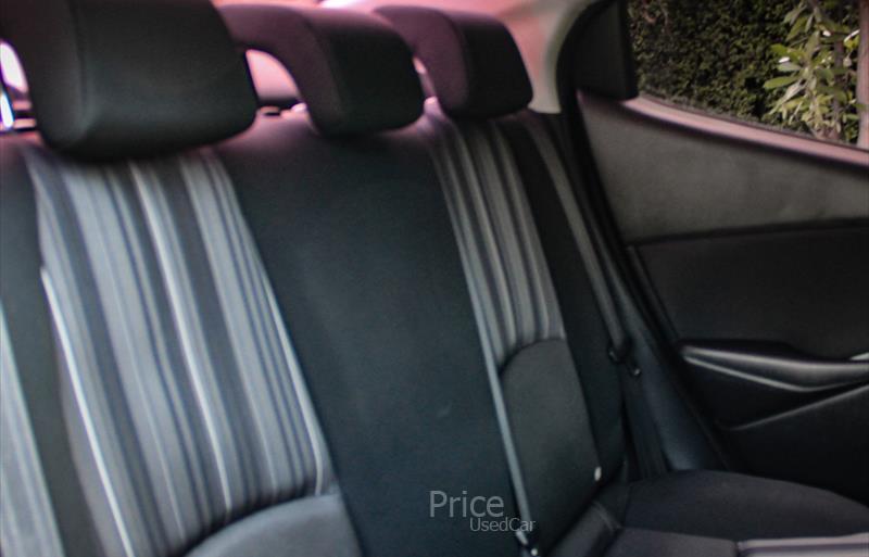 ขายรถเก๋งมือสอง-mazda-มาสด้า-รถปี2020-รหัส86286-5d717694.jpg ขายรถเก๋งมือสอง-mazda-มาสด้า-รถปี2020-รหัส86286-5d717694.jpg