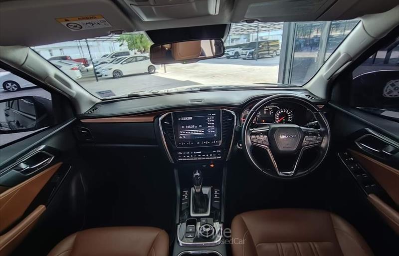 ขายรถ-suv-มือสอง-isuzu-อีซูซุ-รถปี2020-รหัส86324-4c5cb109.jpg ขายรถ-suv-มือสอง-isuzu-อีซูซุ-รถปี2020-รหัส86324-4c5cb109.jpg