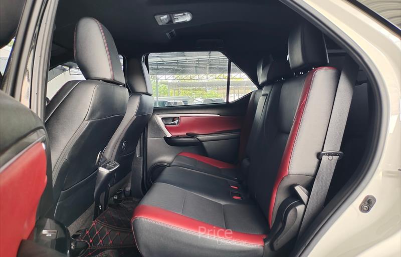 ขายรถ-suv-มือสอง-toyota-โตโยต้า-รถปี2021-รหัส86354-4797ba26.jpg ขายรถ-suv-มือสอง-toyota-โตโยต้า-รถปี2021-รหัส86354-4797ba26.jpg
