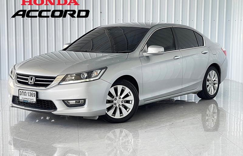 รถเก๋งมือสอง HONDA ACCORD รถปี 2013