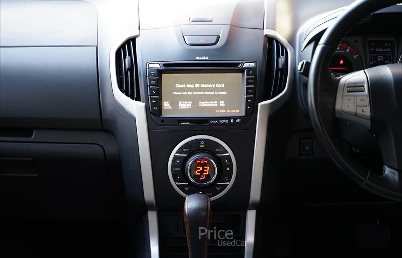 ขายรถ-suv-มือสอง-isuzu-อีซูซุ-รถปี2014-รหัส86448-9c74edd8.jpg ขายรถ-suv-มือสอง-isuzu-อีซูซุ-รถปี2014-รหัส86448-9c74edd8.jpg
