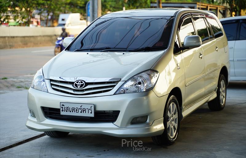 รถตู้มือสอง TOYOTA INNOVA รถปี 2011