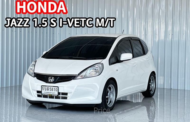 รถเก๋งมือสอง HONDA JAZZ รถปี 2013