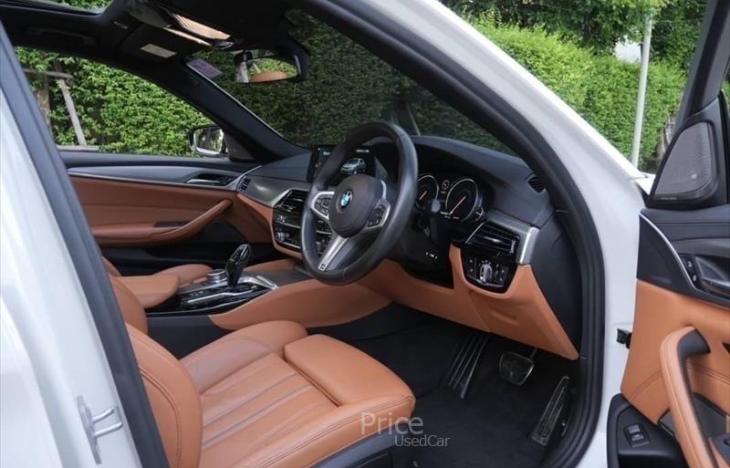 ขายรถเก๋งมือสอง-bmw-บีเอ็มดับบลิว-รถปี2017-รหัส86499-6f68c7b6.jpg ขายรถเก๋งมือสอง-bmw-บีเอ็มดับบลิว-รถปี2017-รหัส86499-6f68c7b6.jpg