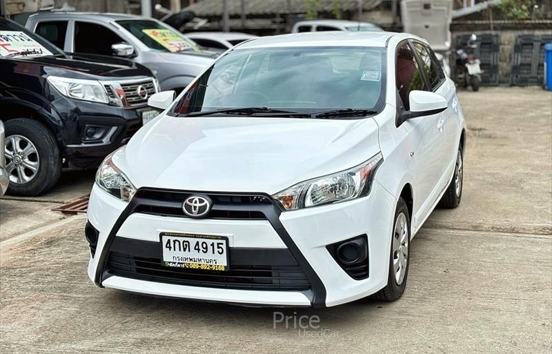 รถเก๋งมือสอง TOYOTA YARIS รถปี 2015 รถเก๋งมือสอง TOYOTA YARIS รถปี 2015