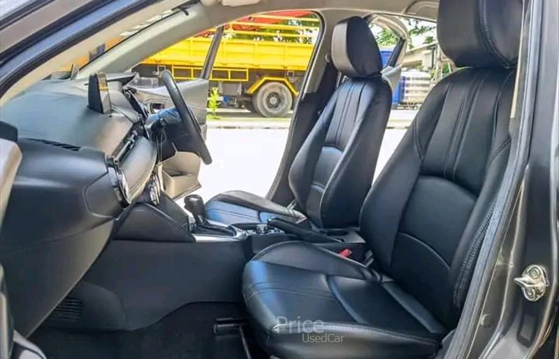 ขายรถเก๋งมือสอง-mazda-มาสด้า-รถปี2019-รหัส86605-000940ce.jpg ขายรถเก๋งมือสอง-mazda-มาสด้า-รถปี2019-รหัส86605-000940ce.jpg