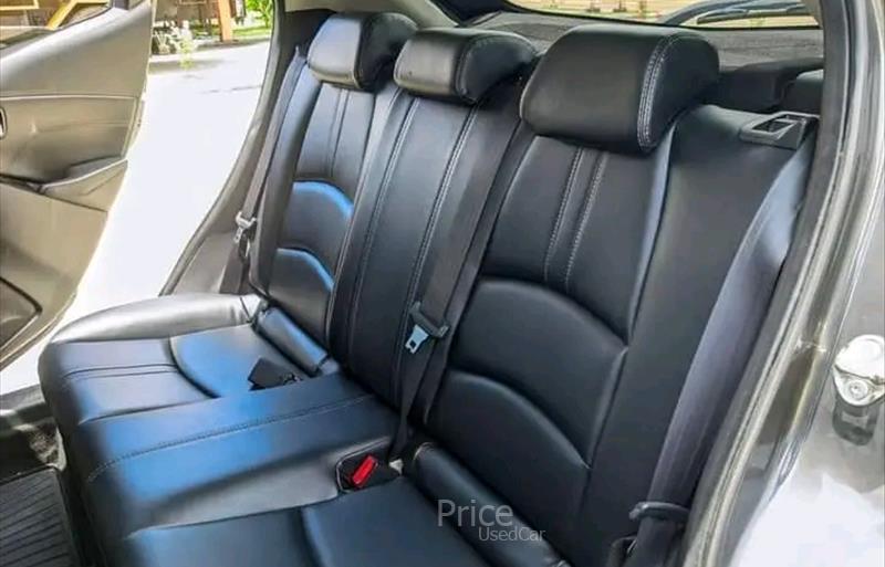 ขายรถเก๋งมือสอง-mazda-มาสด้า-รถปี2019-รหัส86605-b3582b4c.jpg ขายรถเก๋งมือสอง-mazda-มาสด้า-รถปี2019-รหัส86605-b3582b4c.jpg