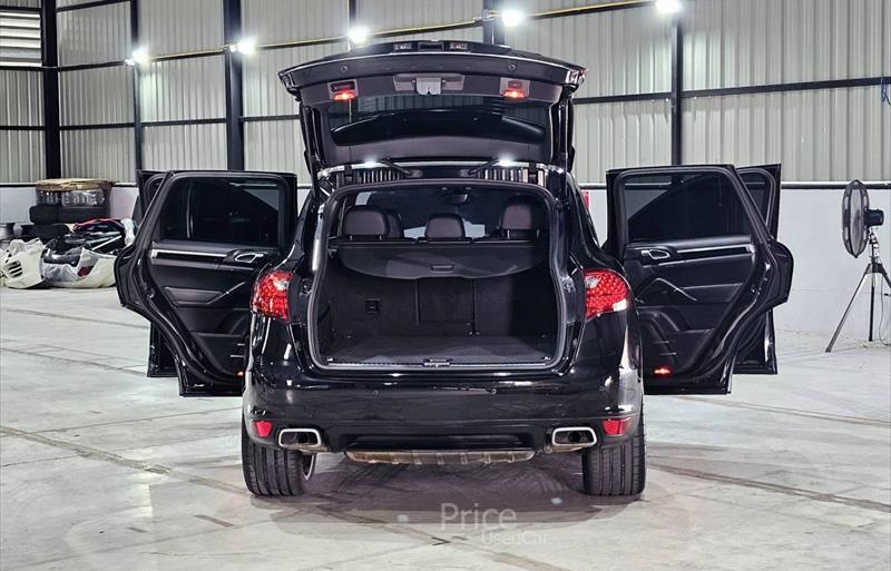 ขายรถ-suv-มือสอง-porsche-ปอร์เช่-รถปี2011-รหัส86705-d852667b.jpg ขายรถ-suv-มือสอง-porsche-ปอร์เช่-รถปี2011-รหัส86705-d852667b.jpg