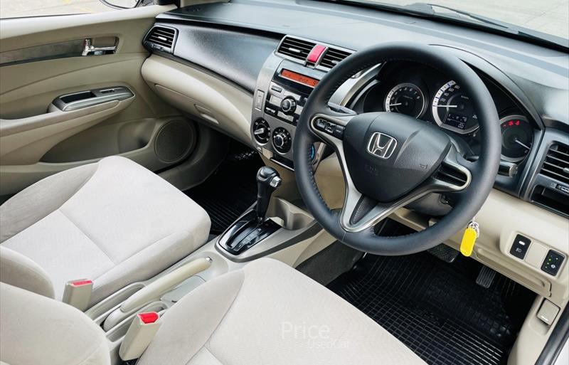 ขายรถเก๋งมือสอง-honda-ฮอนด้า-รถปี2013-รหัส86748-bed66068.jpg ขายรถเก๋งมือสอง-honda-ฮอนด้า-รถปี2013-รหัส86748-bed66068.jpg