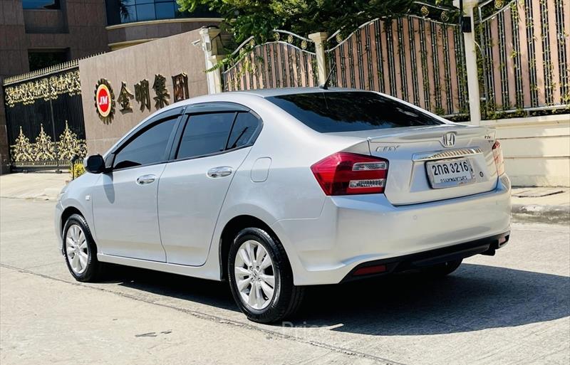 ขายรถเก๋งมือสอง-honda-ฮอนด้า-รถปี2013-รหัส86748-fd116c55.jpg ขายรถเก๋งมือสอง-honda-ฮอนด้า-รถปี2013-รหัส86748-fd116c55.jpg