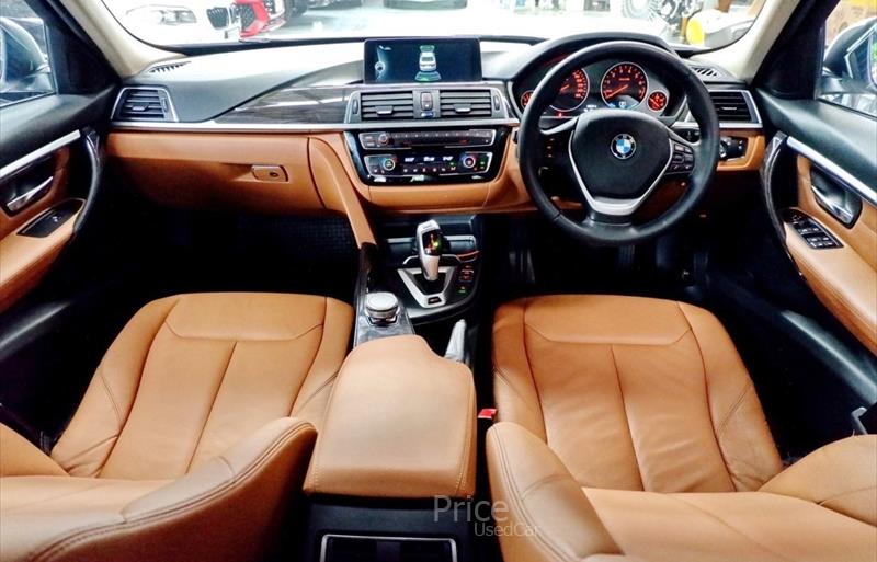 ขายรถเก๋งมือสอง-bmw-บีเอ็มดับบลิว-รถปี2016-รหัส86762-b1033bd1.jpg ขายรถเก๋งมือสอง-bmw-บีเอ็มดับบลิว-รถปี2016-รหัส86762-b1033bd1.jpg