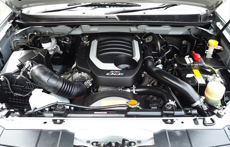 ขายรถ-suv-มือสอง-isuzu-อีซูซุ-รถปี2017-รหัส86770-138ff789.jpg ขายรถ-suv-มือสอง-isuzu-อีซูซุ-รถปี2017-รหัส86770-138ff789.jpg