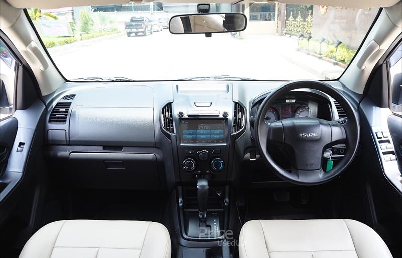 ขายรถ-suv-มือสอง-isuzu-อีซูซุ-รถปี2017-รหัส86770-abf5057b.jpg ขายรถ-suv-มือสอง-isuzu-อีซูซุ-รถปี2017-รหัส86770-abf5057b.jpg
