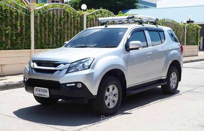 รถอเนกประสงค์มือสอง ISUZU MU-X รถปี 2017
